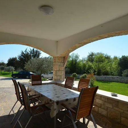 Guest house Sistak House 4*